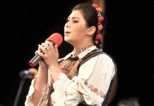 La Festivalul-concurs naţional de folclor „Maria Tănase”, Craiova – ANDREEA GHIŢIU din Rohia – Tg. Lăpuş a obţinut Premiul II