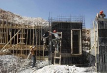 Muncitorii calificaţi în construcţii pot obţine contracte de muncă în Israel, prin ANOFM