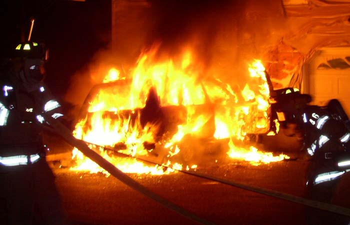 incendiu-autoturisme