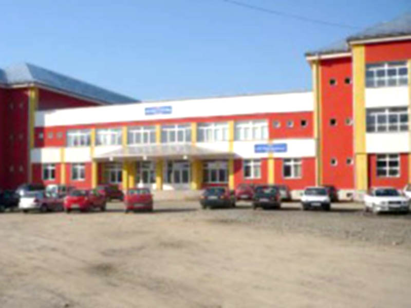 Aspect de la Liceul Teopretic Petru Rares din Tg Lapus