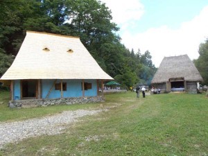 Casa şi şura lui Grigore Leşe