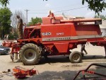 Pregătirea combinei pentru recoltarea grîului