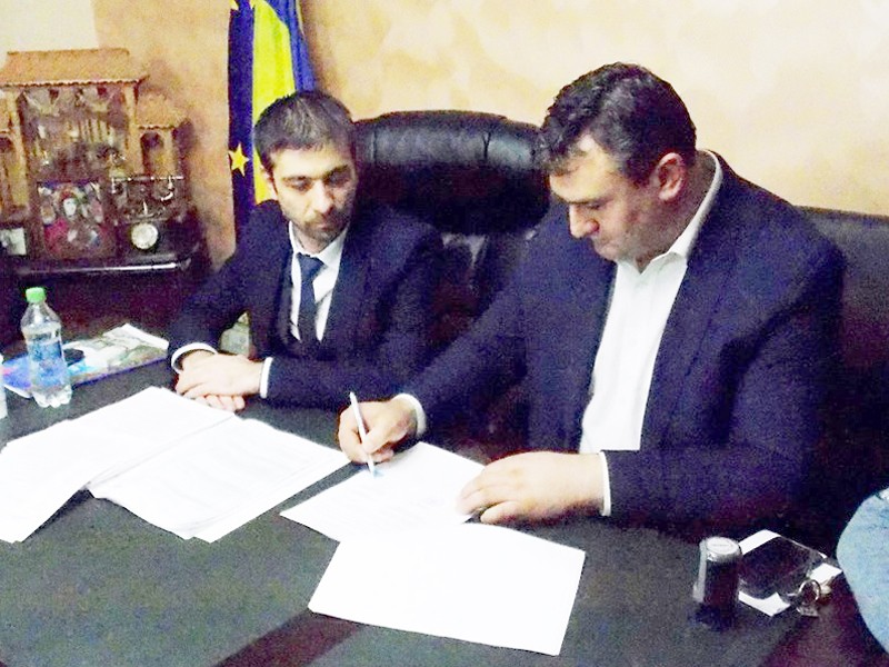 semnare contract Dragomiresti2