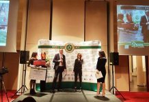 Silvia Pop la primirea premiului