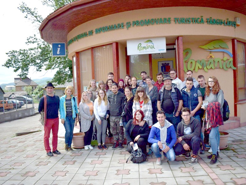 Informaţii pentru turiştii din Lăpuş