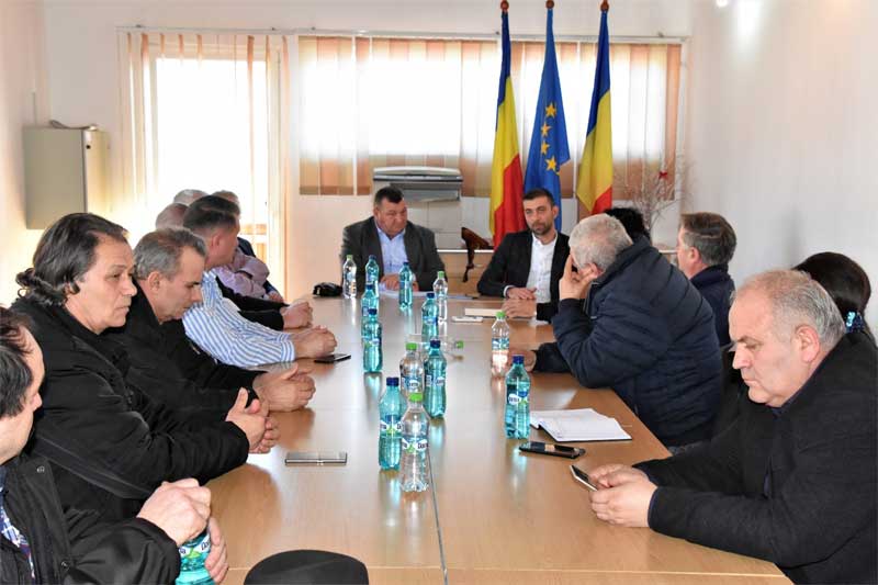 Sapte-km-de-drumuri-comunale-vor-fi-reabilitati-în-Repedea,-pe-PNDL2-1