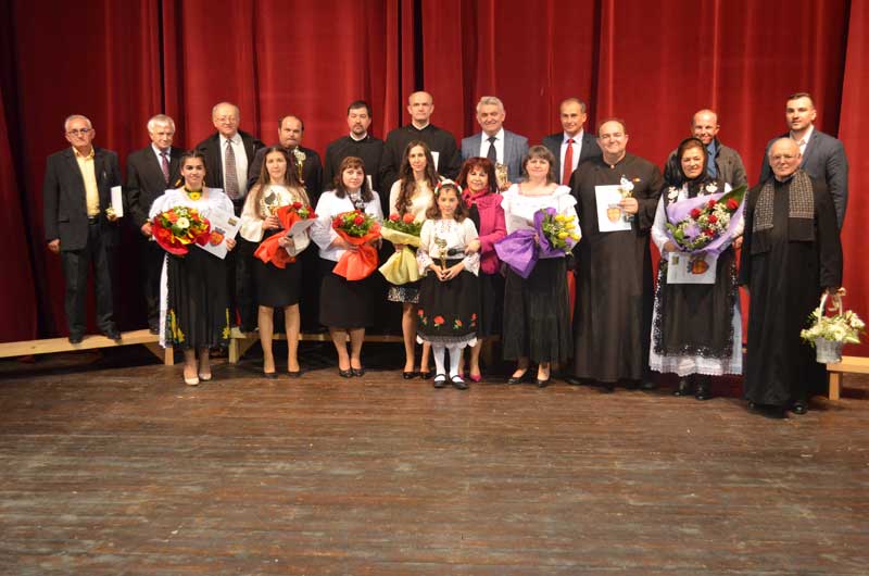 Concert-de-pricesne-și-muzică-religioasă-la-Seini