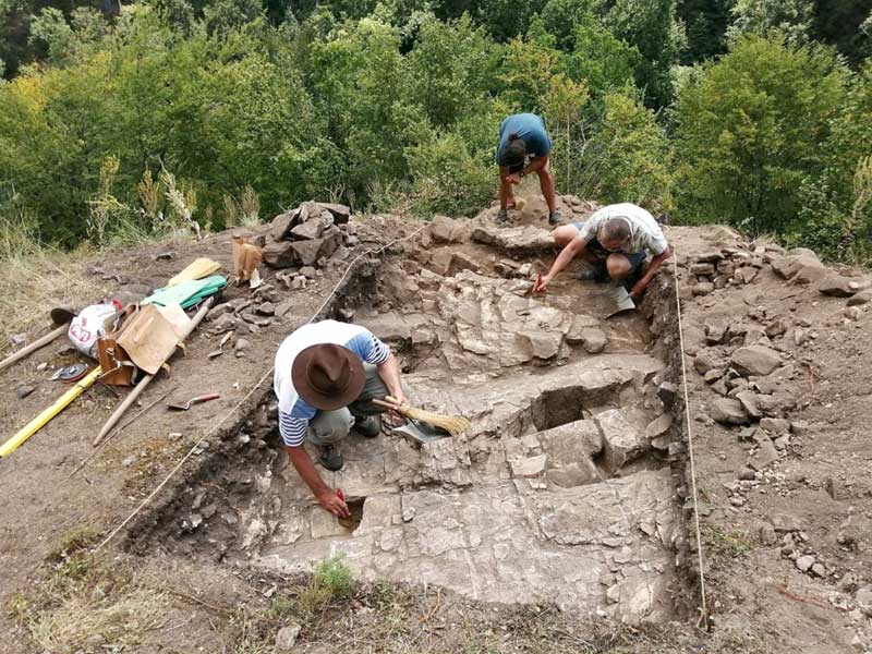 Sapaturi-Arheologice-la-Sălniţa