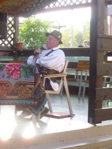 Rapsodul naţional Nicolae Piţiş, prezent la lansare