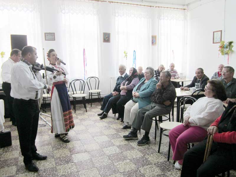 Sărbătoare-religioasă-și-ziua-bunicilor-noștri