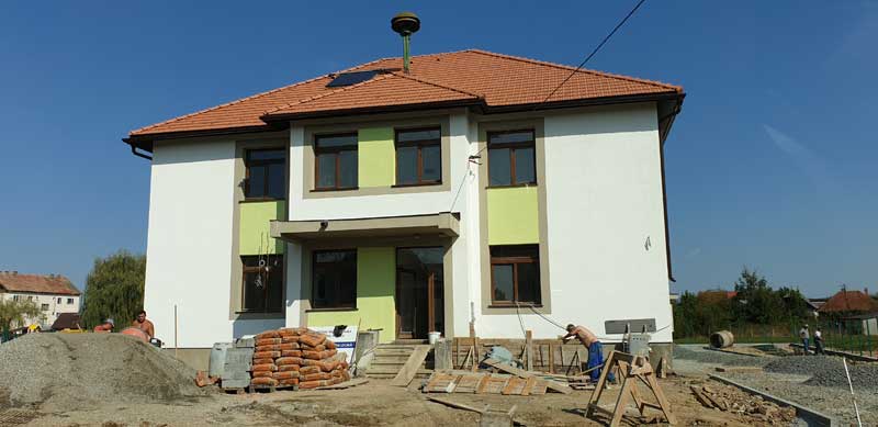 Lucrările-la-dispensarul-din-Săcălăşeni-