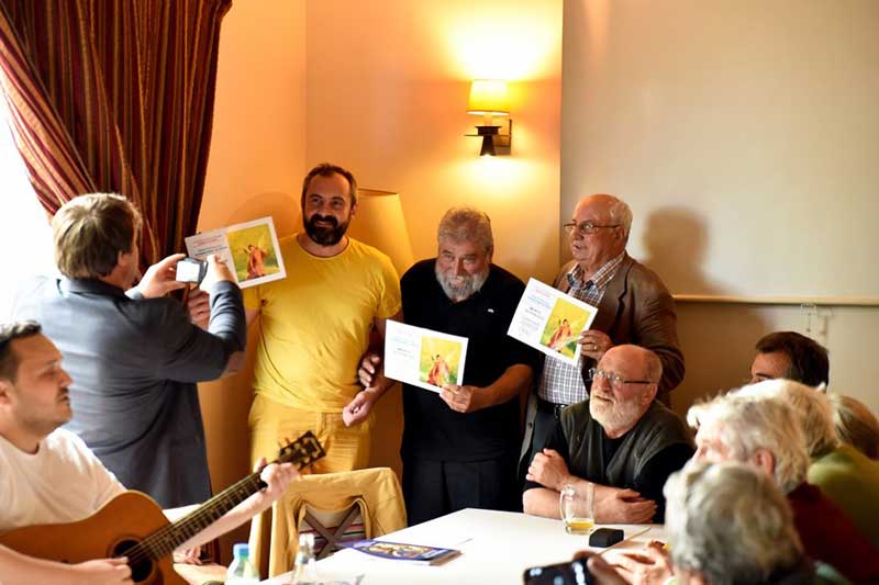 Premiile-Festivalulul-Internaţional-de-Poezie--sighet Cosmin Perța, Vasile Barbu, George Vidican şi preşedintele juriului, Ion Mureşan
