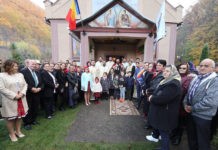 Sfânta Liturghie şi binecuvântarea capelei de cimitir în Handalul Ilbei