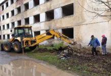 Blocul de nefamilişti, cumpărat de administraţie în Cavnic