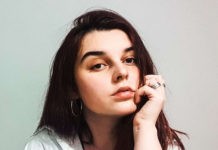 O absolventă a Colegiului de Arte va studia fotografia în Anglia