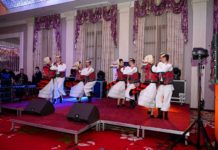 Ziua Frăției 2020 • Multiculturalismul n-a intrat în criză la Finteușu Mic în ciuda distanțării sociale