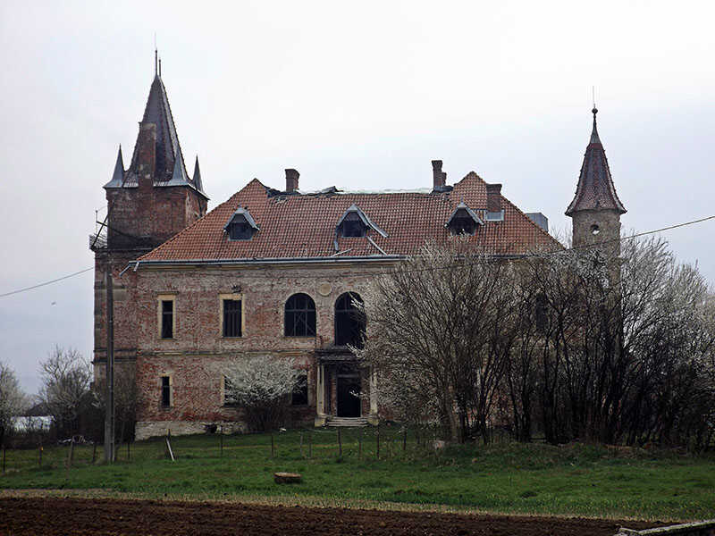 castel Pribilesti