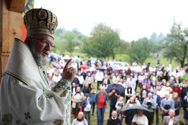 Târnosirea Paraclisului Mănăstirii din Dragomirești01