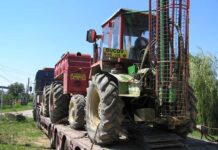 Instalația de foraj este mutată de pe pășune