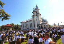 Sărbătoarea „Nașterea Maicii Domnului” este noul hram pentru biserica nesfințită din Rozavlea