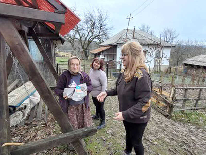 Aspect de la oferirea darurilor de către spiriduși