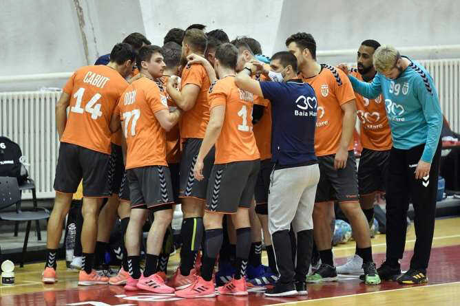 Minaur, Liga Zimbrilor