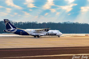 avion tarom