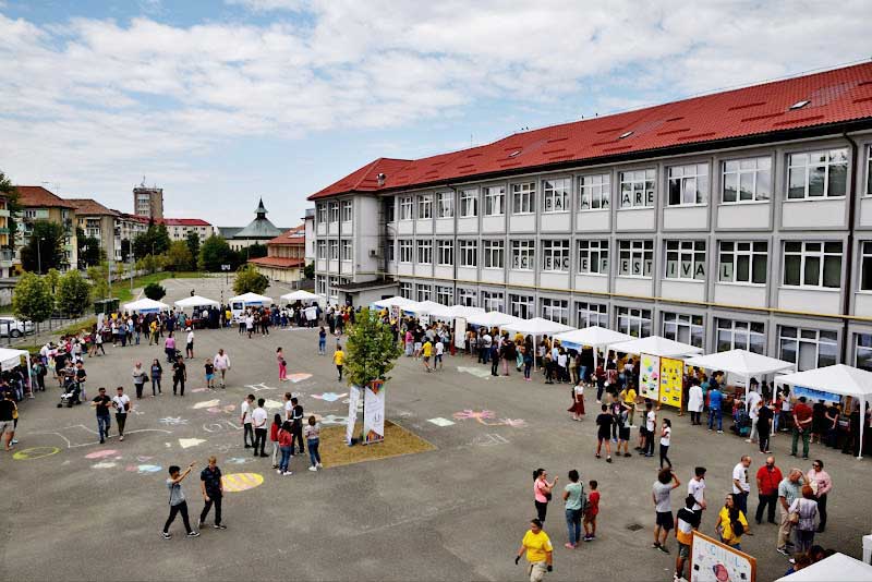 Mentorii RSF, în școli și licee din Baia Mare - Graiul Maramureșului