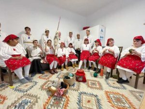 tinerii-cu-diz-Grivitei