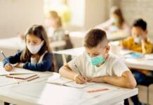 Școlile se redeschid sub amenințarea gripei