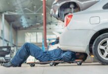 Persoană prinsă sub autoturism în Baia Sprie