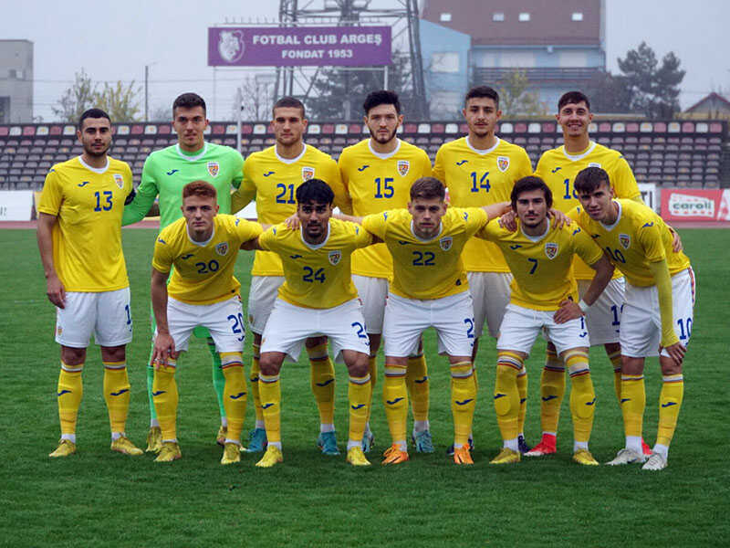 u21