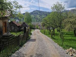 drum de munte poieni