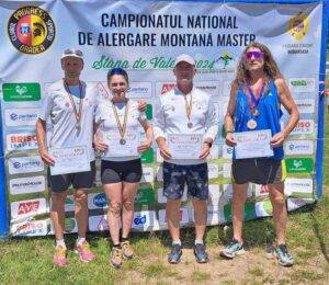 athletic,-alergare-montană