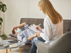 elder-woman-with-medical-mask-covid-rehabilitation