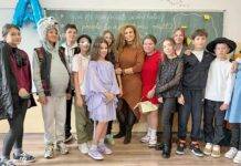 Elevi transformați în „Cărți Vii”, la Școala „George Coșbuc