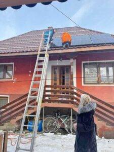 montare-panouri-fotovoltaice.jpg