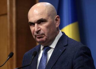 Aruncarea cu vina, președintele medi(ta)tor și alte lighioane politice