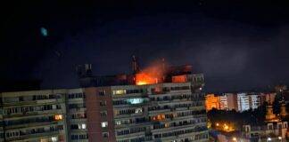 O dronă rusească a lovit un bloc din Galați