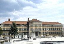 Prelungirea termenului de lucrări în Piața Revoluției