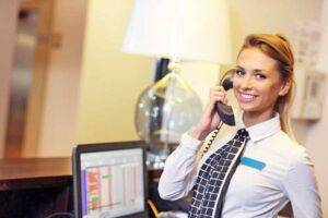 Receptioner-hotel
