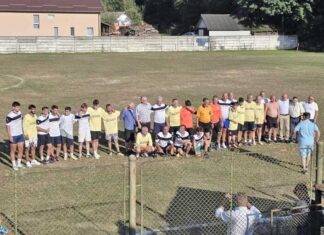 Foștii fotbaliști ai Minerului Baia Borșa s-au reunit pe teren
