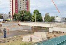 S-a început montarea grinzilor la noul pod de pe bd. Unirii