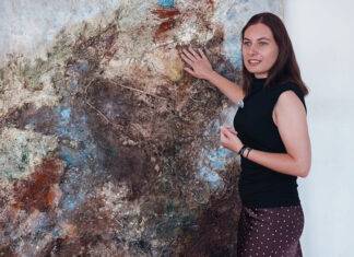 Prima expoziţie personală a Tabitei Pop