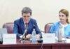 Suntem, practic, spectatori la propriile destine, cu așa conducători