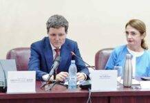 Suntem, practic, spectatori la propriile destine, cu așa conducători