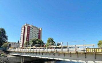 Se deschide traficul peste noul pod din Baia Mare, cu parada Sărbătorii Castanelor