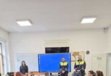 Elevii din Sighetu Marmației, în dialog cu polițiștii despre alegerile corecte