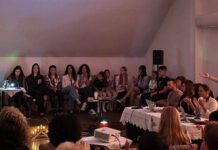 Spectacol dedicat seniorilor, la Centrul Caspev